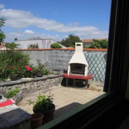 Maison Royan, 3 Pieces, 4 Personnes - Fr-1-305-415 Villa *