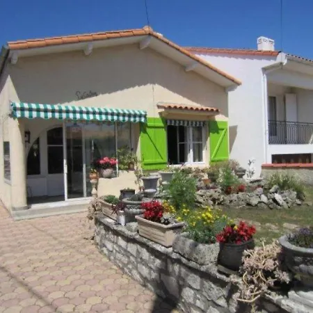 Maison Royan, 3 Pieces, 4 Personnes - Fr-1-305-415 Villa Royan